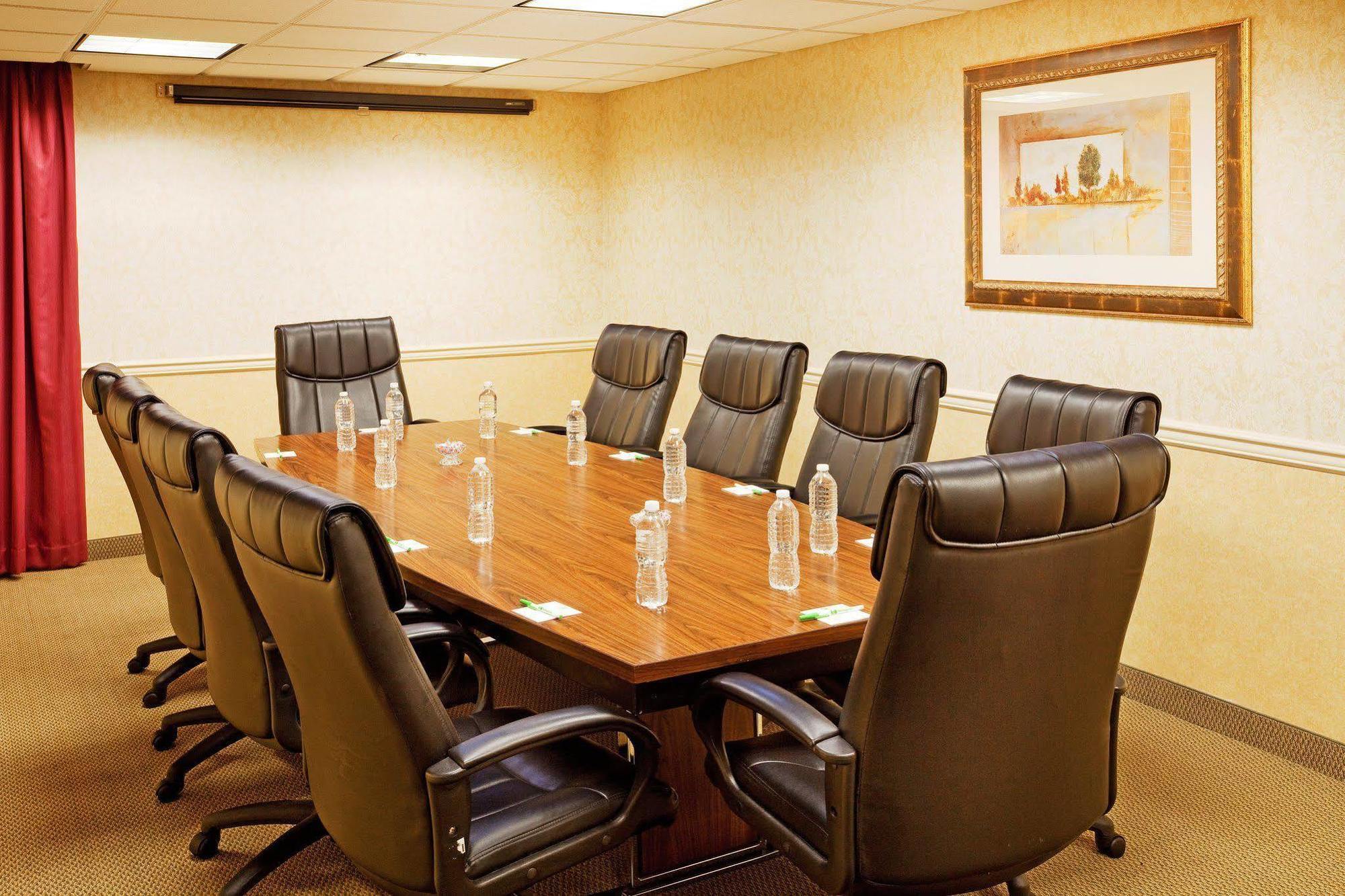 Holiday Inn Morgantown - Reading Area By Ihg New Morgan Экстерьер фото